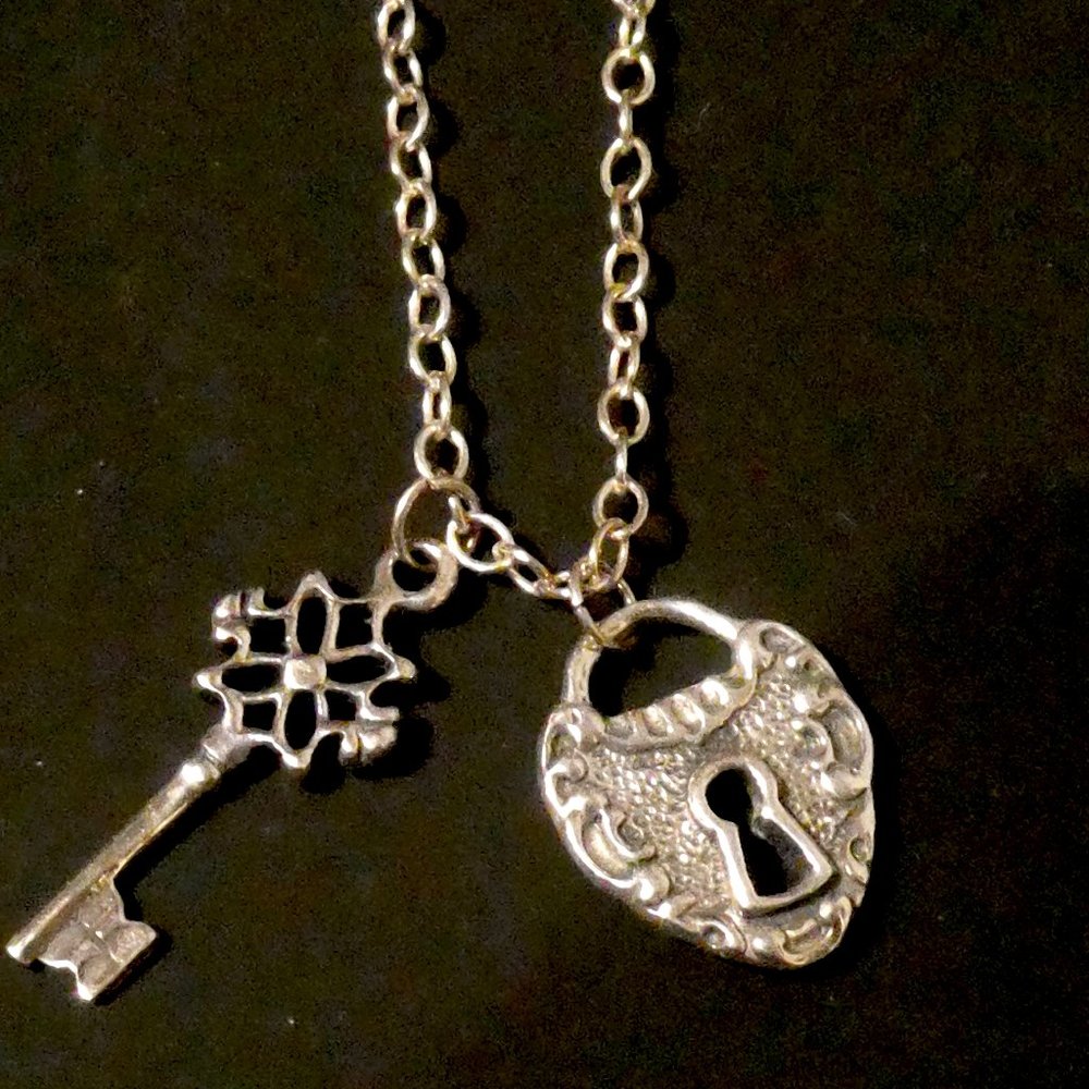 18" Vintage-Inspired Italian Silver Necklace